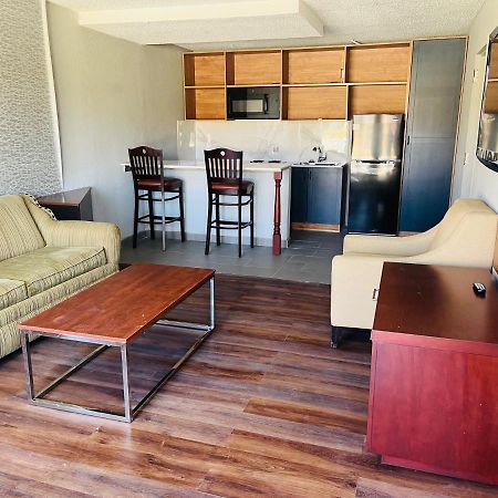 North Villa Extended Stay Houston Bagian luar foto