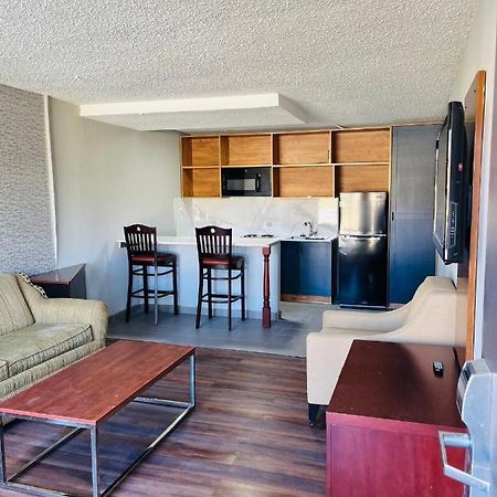 North Villa Extended Stay Houston Bagian luar foto